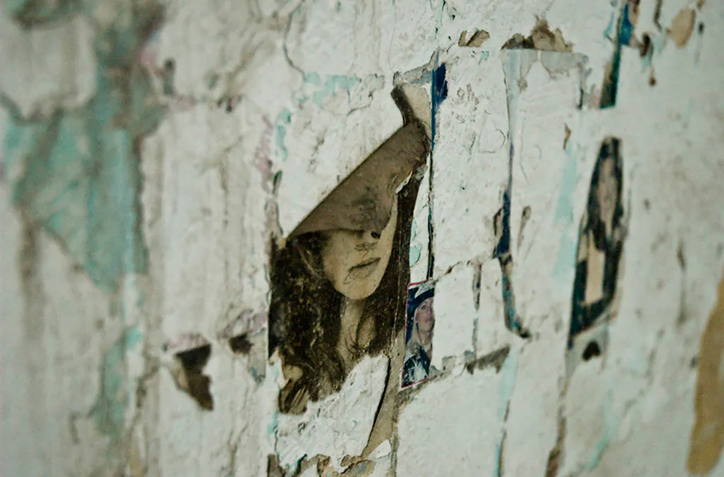 <p>De la serie Traces(Huellas) 2 | Hooded Woman | 66 x 100 cm | impresión cromógena | 2011</p>
