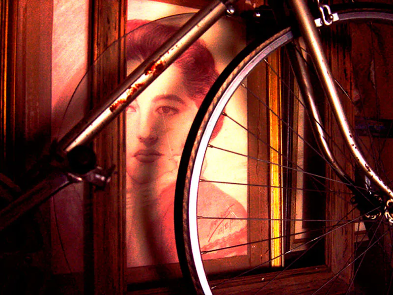 <p>Mira donde tienes mi retrato</p>
