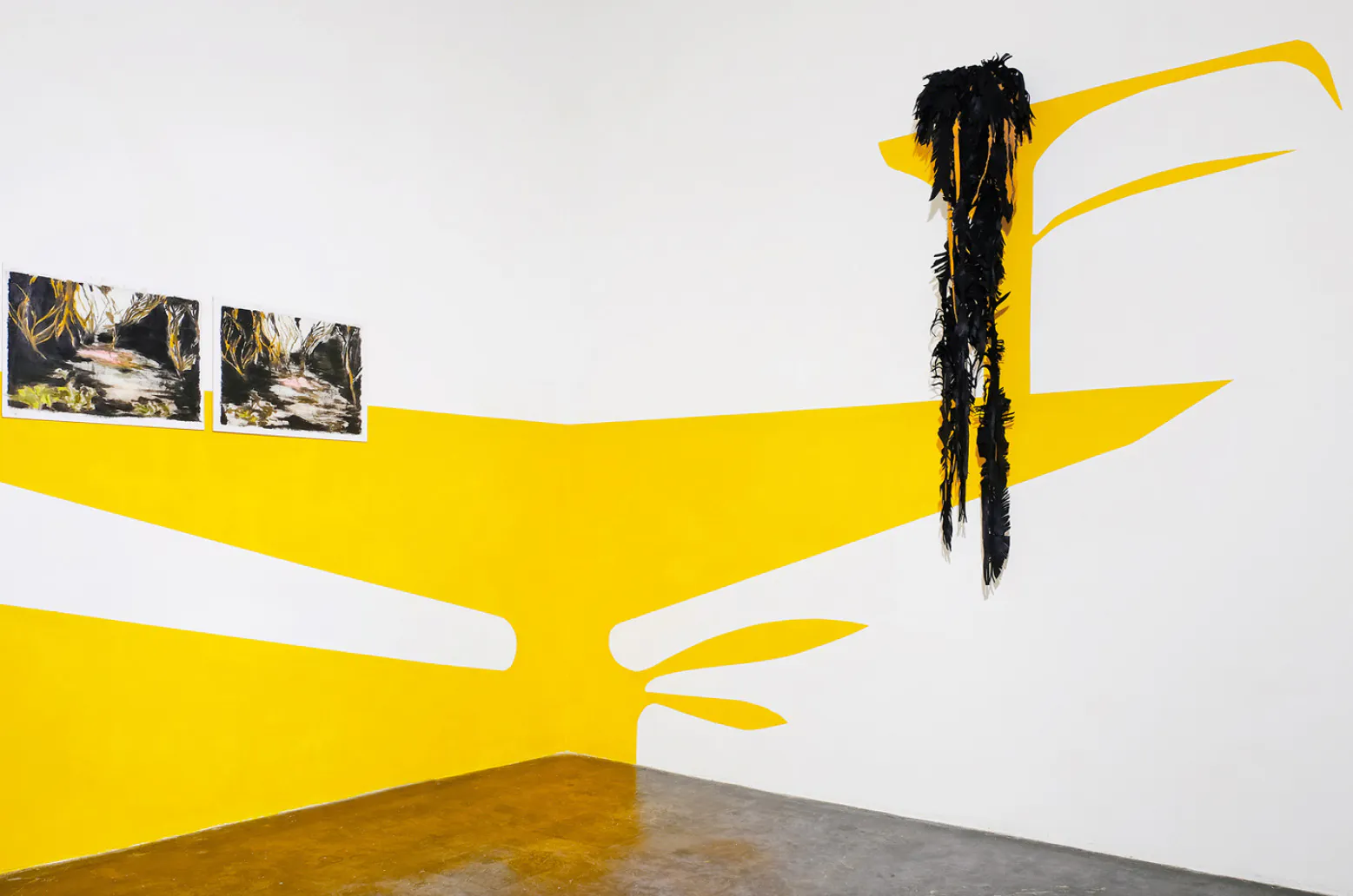 <p>Vista de la exhibición: Abundante cosa | 1MES1ARTISTA | Galería 123 | México, 2018</p>
