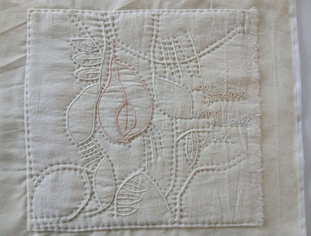 <p>Don precioso | Bordado sobre manta, tela reciclada, hilos de algodón, relleno fieltro acrílico. | 32.5 x 35 | 2016-2021</p>
