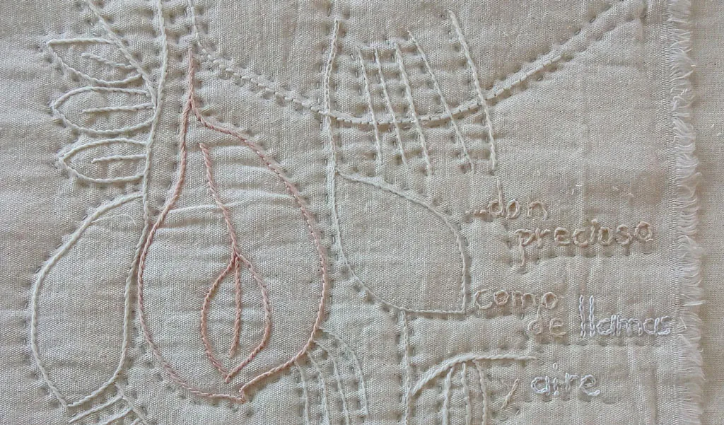 <p>Don precioso | Bordado sobre manta, tela reciclada, hilos de algodón, relleno fieltro acrílico. | 32.5 x 35 | 2016-2021</p>
