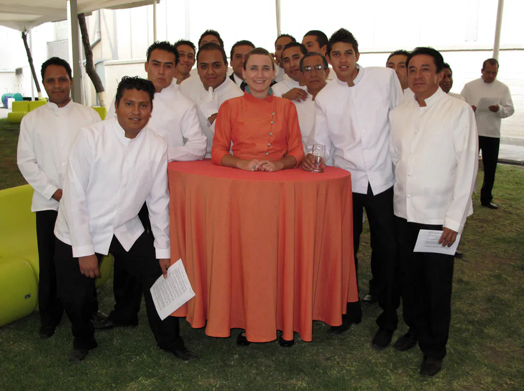 <p>Mesera, 2010. Performance. Museo del Chopo. México DF. Foto: Pedro Orozco</p>
