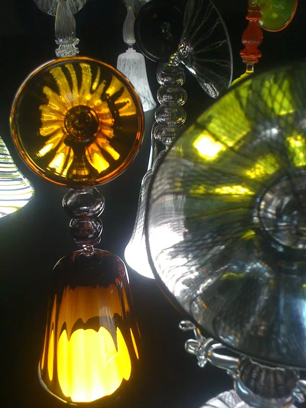 <p>Video proyectado sobre copas de cristal soplado | 2009-2012</p>
