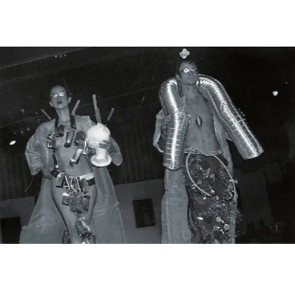 <p>El cuadro con el camiòn en el centro | Remojado | 48 cm X 150cm | óleo sobre madera</p>
