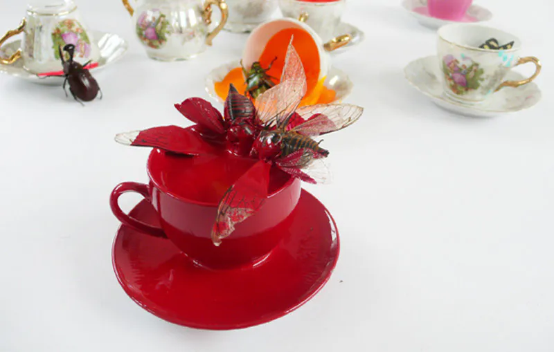 <p>Dibujos a lápiz, plumón, pastel e impresiones a color en acetato/papel 18 x 24 cm c/u 2012</p>
