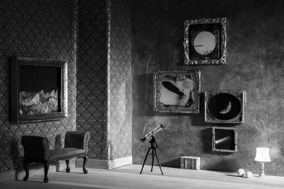 <p>Looking for Eva | 100 x 70 cm | Piezografia 2022 Patricia Lagarde</p>
