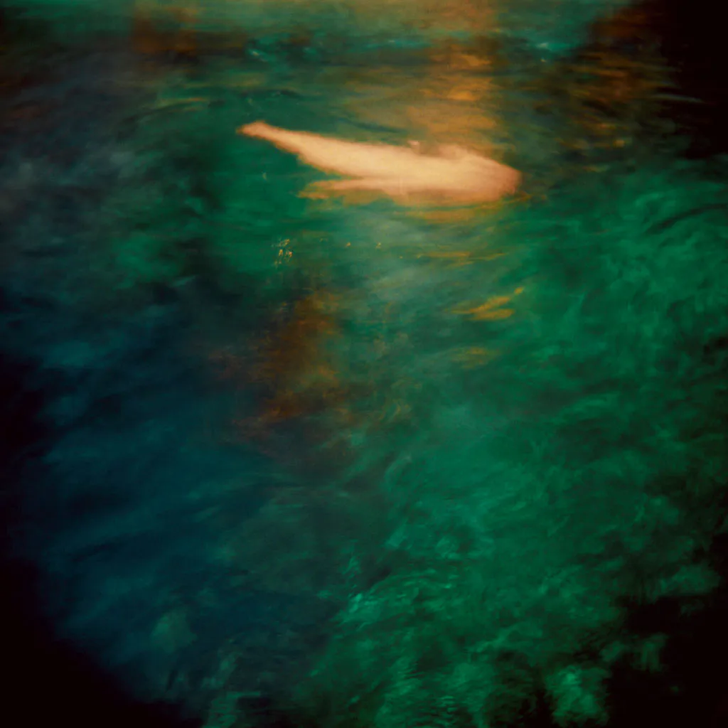 <p>De la serie: Proyecto 37º | 2010 | técnica: I impresión digital de negativo color cámara Holga | 50 x 50cm</p>
