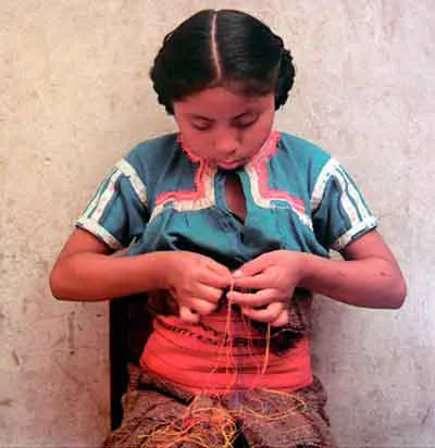 <p>De la serie: Mi hermanita Cristina, una niña chamula</p>
