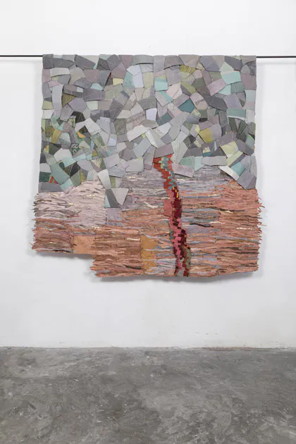 <p>Textiles para el hogar, retazos de tela, bordado a mano | 1.51 m x 1.48 m x .5 cm</p>
