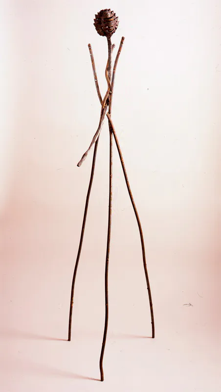 <p>Flor del espíritu | 159 x 48 x 43 cm | 2003</p>
