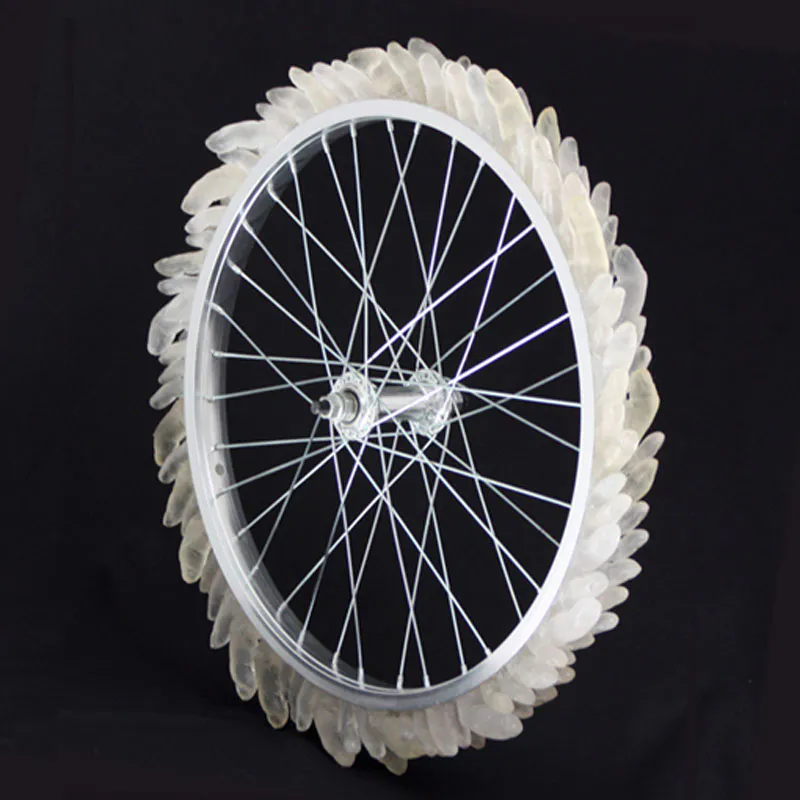 <p>Rueda de la lujuria | Resina | 52 x 52 x 5 cm | 2011</p>
