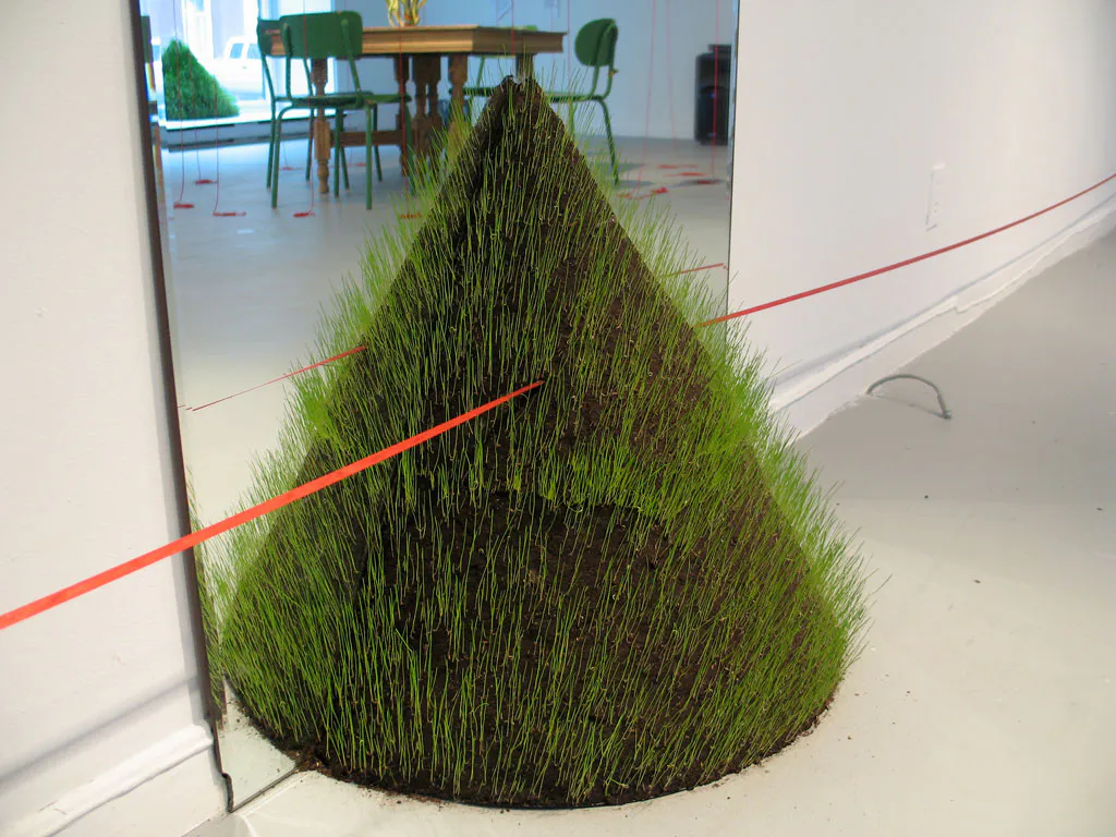 <p>Instalación evolutiva Inducción al vacio, Antonin Artaud | En colaboración con Brian Patterson. Le lieu, Centre en Art Actuel | 2011</p>
